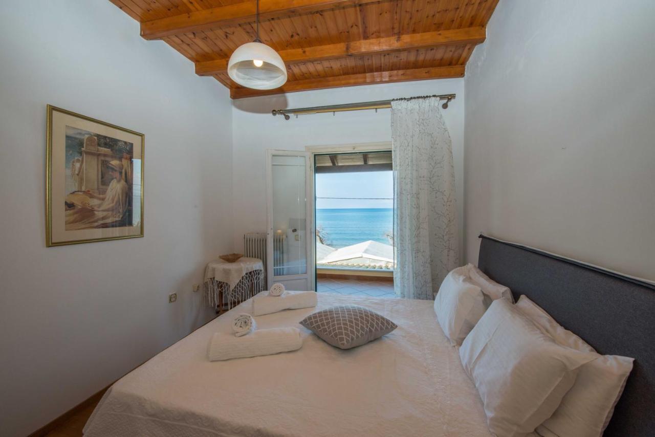 Frosos Beachfront Maisonette Acharavi Acharavi  Exteriér fotografie